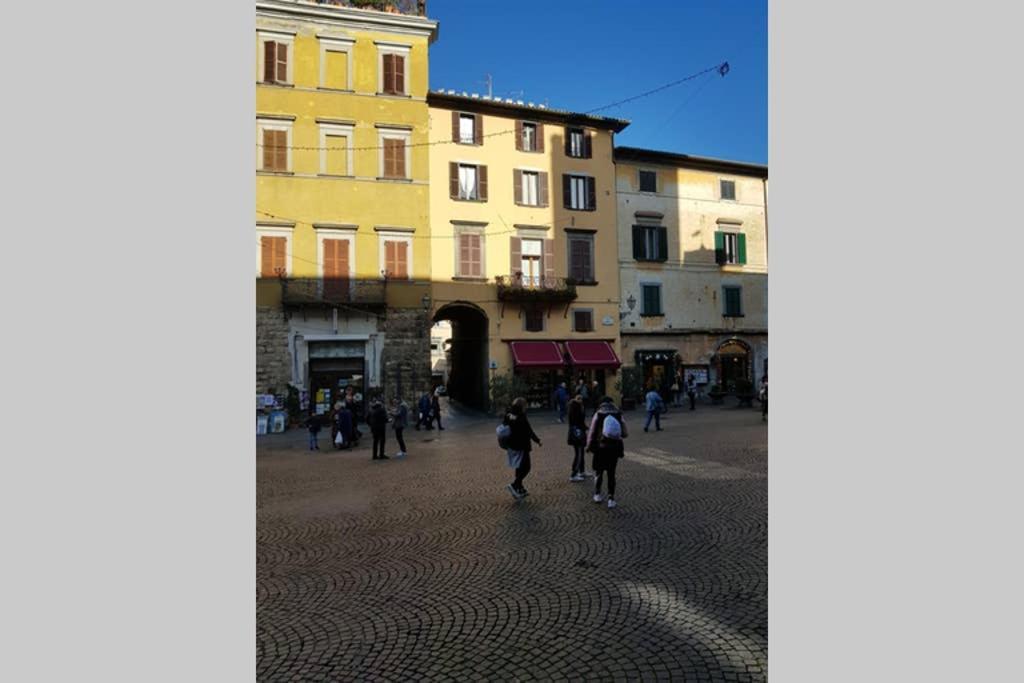 ...All'Archetto Di Sant'Andrea......Pieno Centro Orvieto Exterior photo