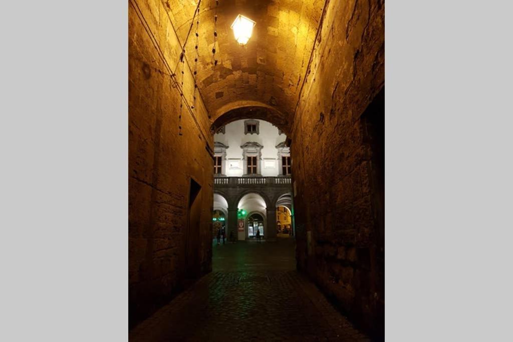 ...All'Archetto Di Sant'Andrea......Pieno Centro Orvieto Exterior photo